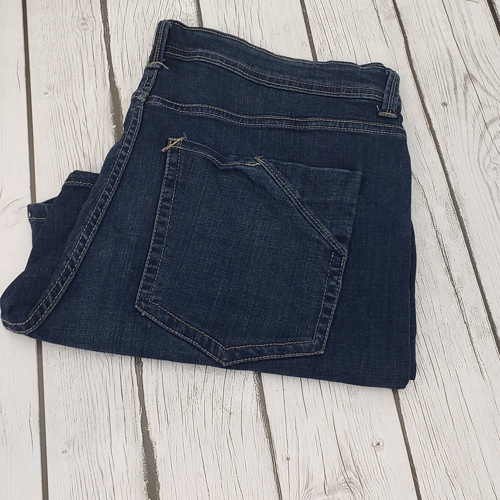 Lee Modern Series MidRise Fit Dark Wash Denim Shorts, 16Medium